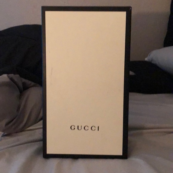 Size 46 Gucci shoes - Picture 1 of 3